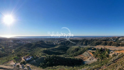 Residential Plot in La Quinta - Image 2