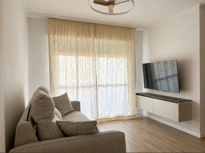 2 Bedroom Middle Floor Apartment in Marbella - Image 3