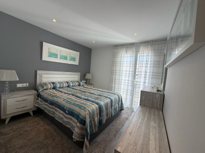 2 Bedroom Middle Floor Apartment in Puerto Banús - Image 4