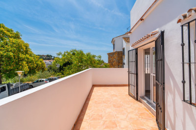3 Bedroom Semi-Detached House in Torremuelle - Image 5