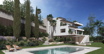 4 Bedroom Detached Villa in Benalmadena - Image 3