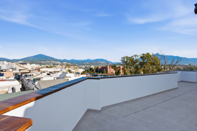 3 Bedroom Penthouse in San Pedro de Alcántara - Image 3
