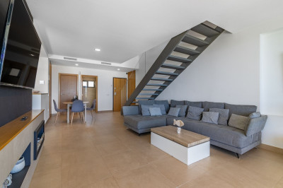 4 Bedroom Detached Villa in Manilva - Image 3