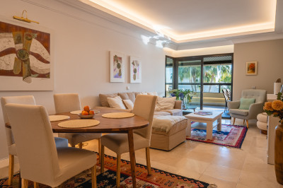 2 Bedroom Middle Floor Apartment in Los Flamingos - Image 3