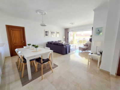 3 Bedroom Ground Floor Apartment in La Duquesa - Image 4