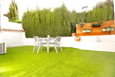3 Bedroom Townhouse in San Pedro de Alcántara - Image 2
