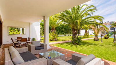 6 Bedroom Detached Villa in Guadalmina Baja - Image 5