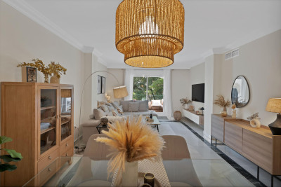 2 Bedroom Ground Floor Apartment in Marbella - Image 3