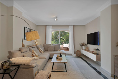 2 Bedroom Ground Floor Apartment in Marbella - Image 5