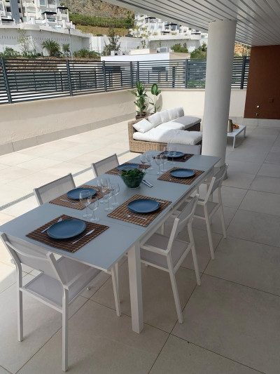 3 Bedroom Ground Floor Apartment in La Quinta - Image 5