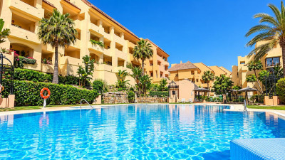2 Bedroom Penthouse in La Duquesa - Image 2