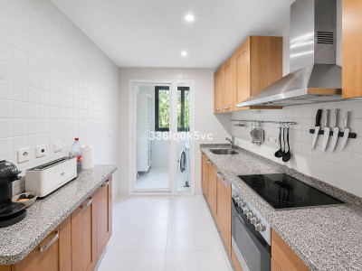 2 Bedroom Middle Floor Apartment in Los Arqueros