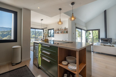 3 Bedroom Semi-Detached House in Istán - Image 3