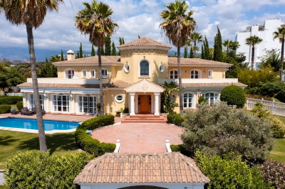 5 Bedroom Detached Villa in Selwo