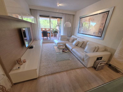 3 Bedroom Middle Floor Apartment in The Golden Mile - Image 3
