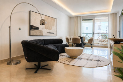 3 Bedroom Middle Floor Apartment in San Pedro de Alcántara - Image 4