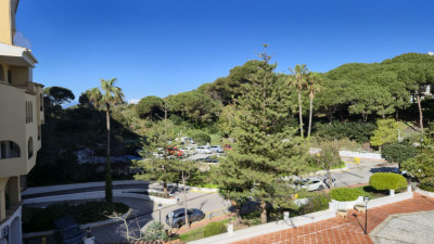 1 Bedroom Top Floor Apartment in Puerto de Cabopino - Image 2