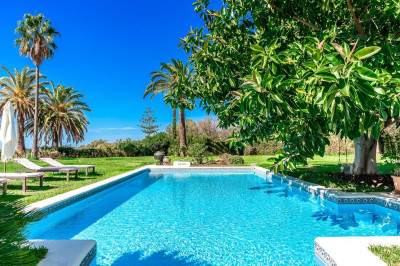 4 Bedroom Detached Villa in Benahavís - Image 3