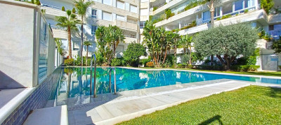 2 Bedroom Middle Floor Apartment in Marbella - Image 1