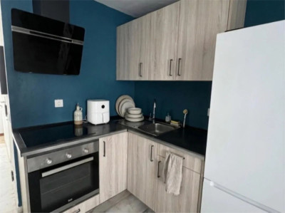 2 Bedroom Middle Floor Apartment in El Padron - Image 4