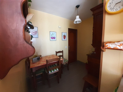 2 Bedroom Top Floor Apartment in Marbella - Image 4
