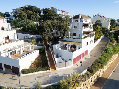 3 Bedroom Townhouse in La Mairena - Image 3