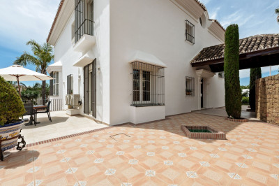 5 Bedroom Detached Villa in Sierra Blanca - Image 5