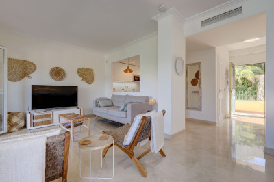 3 Bedroom Penthouse in La Quinta - Image 4
