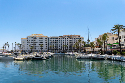 2 Bedroom Ground Floor Apartment in Casares - Image 1