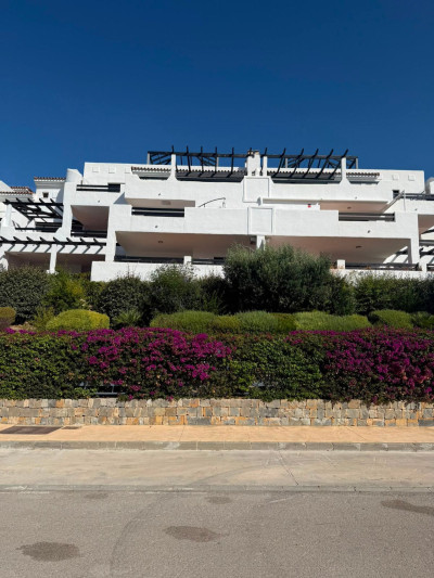 2 Bedroom Ground Floor Apartment in Casares - Image 3