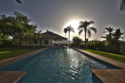 5 Bedroom Detached Villa in New Golden Mile - Image 2