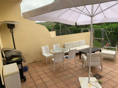 4 Bedroom Townhouse in Manilva - Image 3