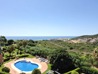 3 Bedroom Penthouse Duplex in Manilva - Image 1