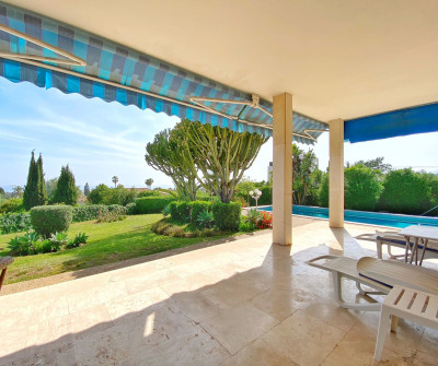 4 Bedroom Detached Villa in Marbella - Image 3