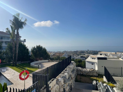2 Bedroom Ground Floor Apartment in Benalmadena - Image 4