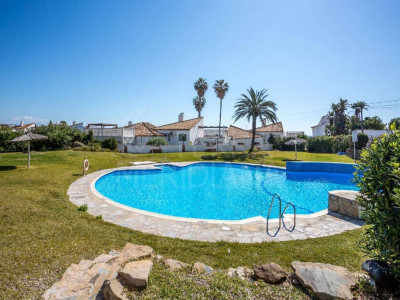 2 Bedroom Townhouse in Estepona - Image 3
