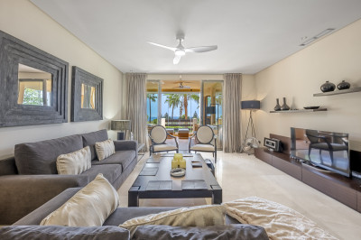 2 Bedroom Middle Floor Apartment in The Golden Mile - Image 4