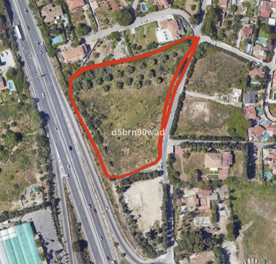 Commercial Plot in Marbella - Image 3