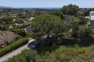 Residential Plot in Nueva Andalucía - Image 2