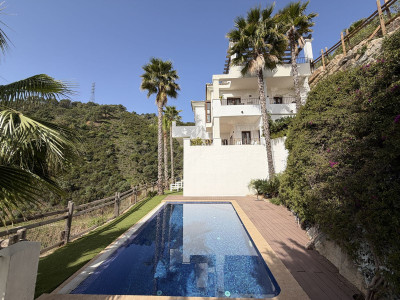 4 Bedroom Detached Villa in Benahavís