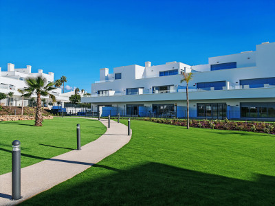 2 Bedroom Middle Floor Apartment in Cancelada