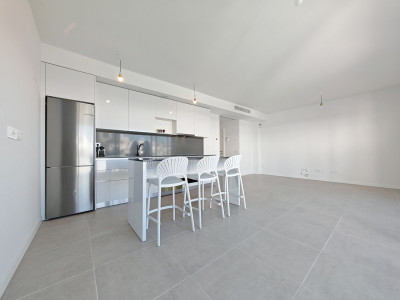 2 Bedroom Middle Floor Apartment in Cancelada - Image 4