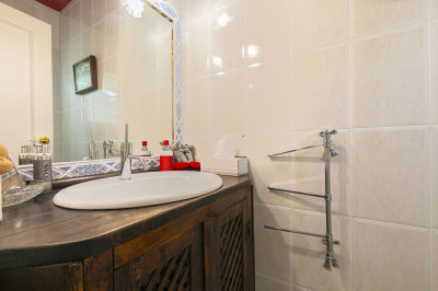 4 Bedroom Townhouse in Marbella - Image 3