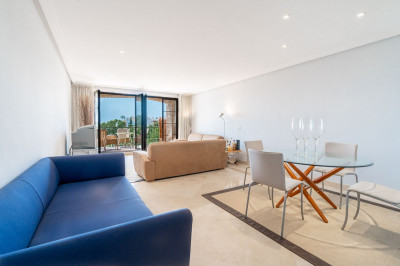 3 Bedroom Middle Floor Apartment in Los Arqueros - Image 5