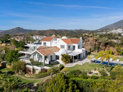 9 Bedroom Detached Villa in Benahavís - Image 1