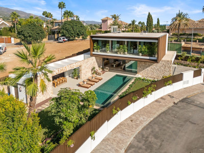 5 Bedroom Detached Villa in Marbella