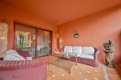 3 Bedroom Middle Floor Apartment in El Rosario