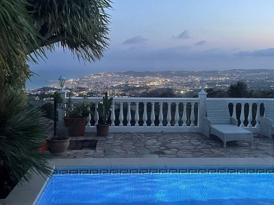 6 Bedroom Detached Villa in Mijas - Image 2