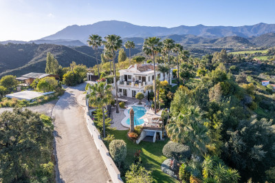 6 Bedroom Detached Villa in Estepona