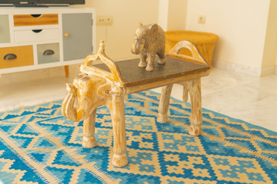 2 Bedroom Middle Floor Apartment in Estepona - Image 5